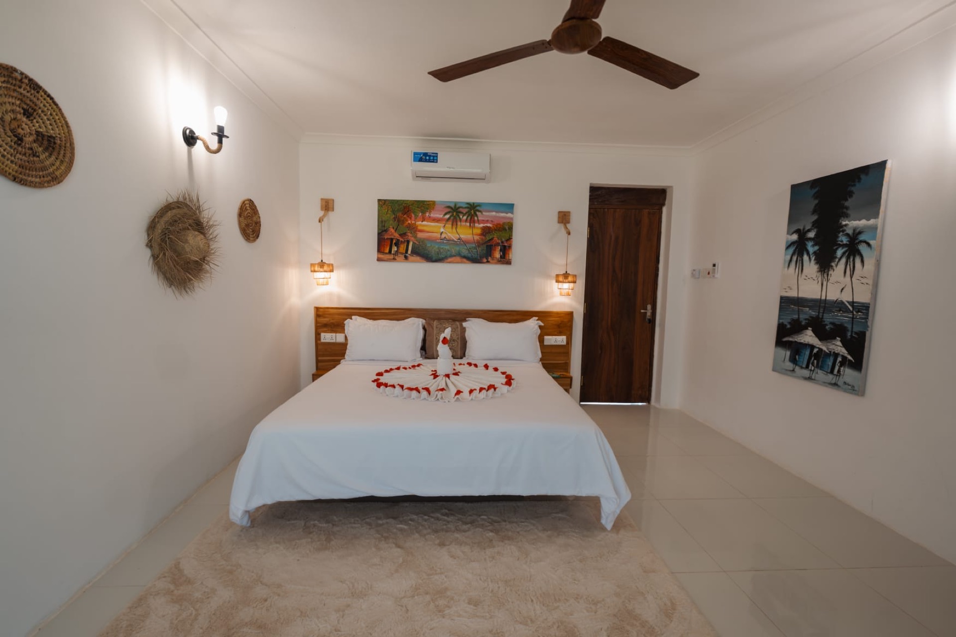 Deluxe Ocean Room at Moya Beach Hotel